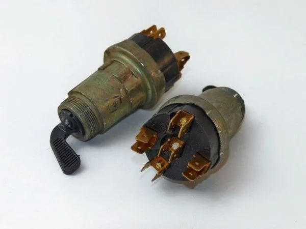 Замок зажигания Кам.,Маз,Урал(без ключа)