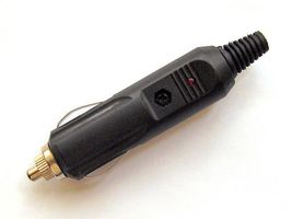 Штекер прикуривателя AVS A78604S