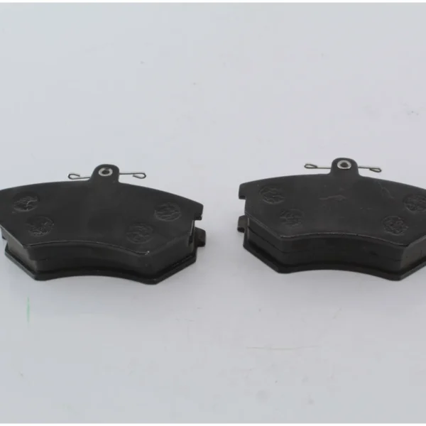 Колодки тормозные передние Chery Amulet без ABS A113501080
