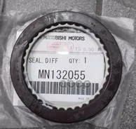 Сальник заднего редуктора Mitsubishi MN132055